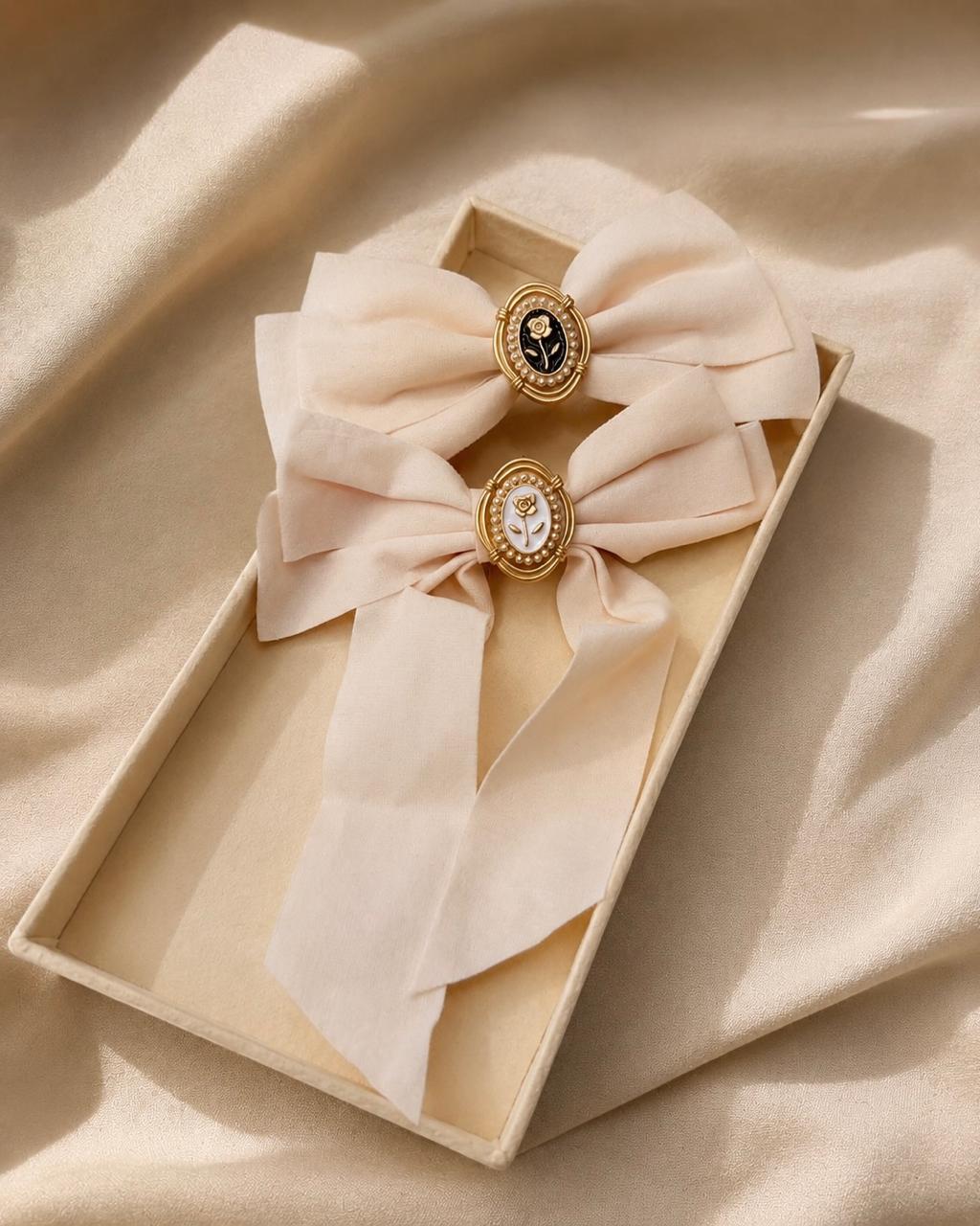 Beige Heirloom Bow