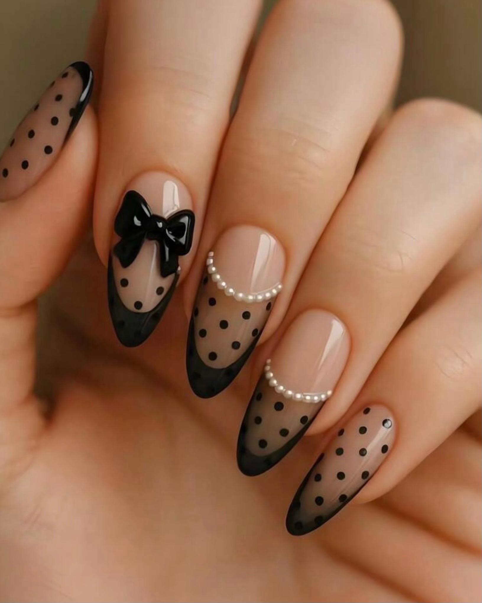 Bow & Pearls